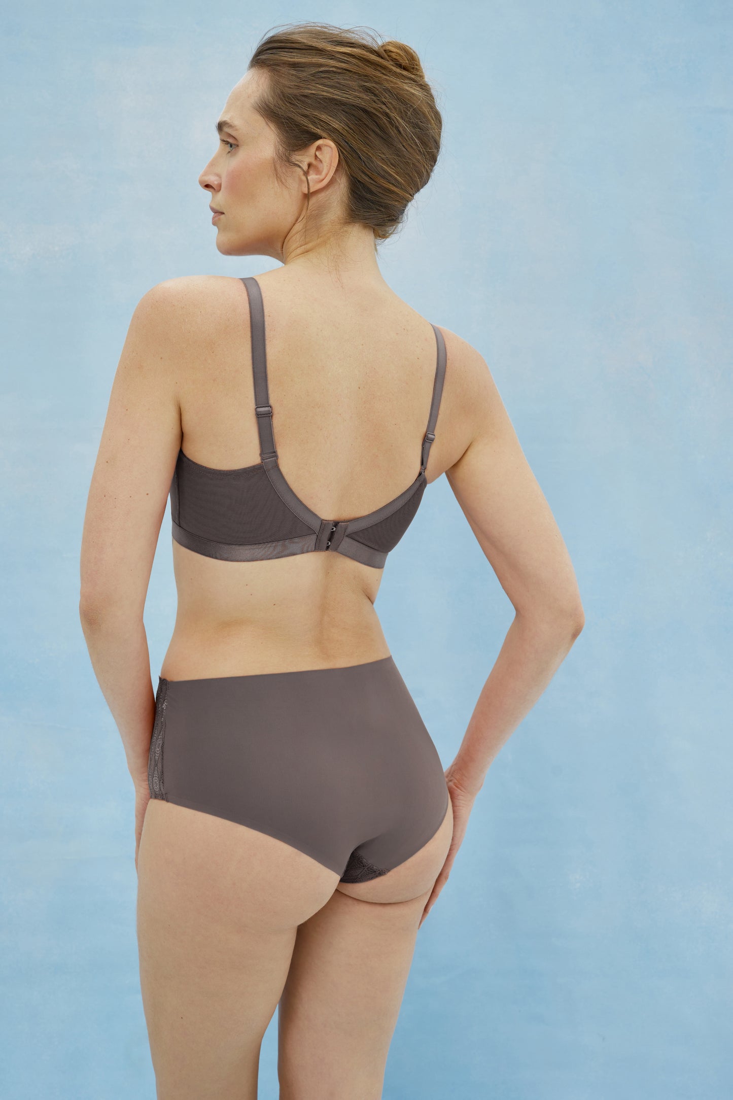 Lotus M7107 full-coverage brief - Iron