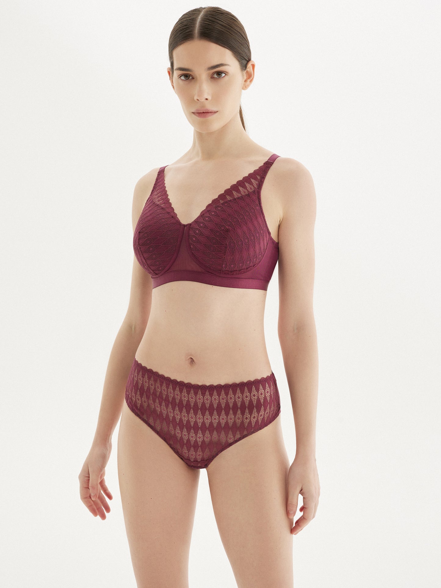 Lotus M9109 Adaptive Bra - Eggplant