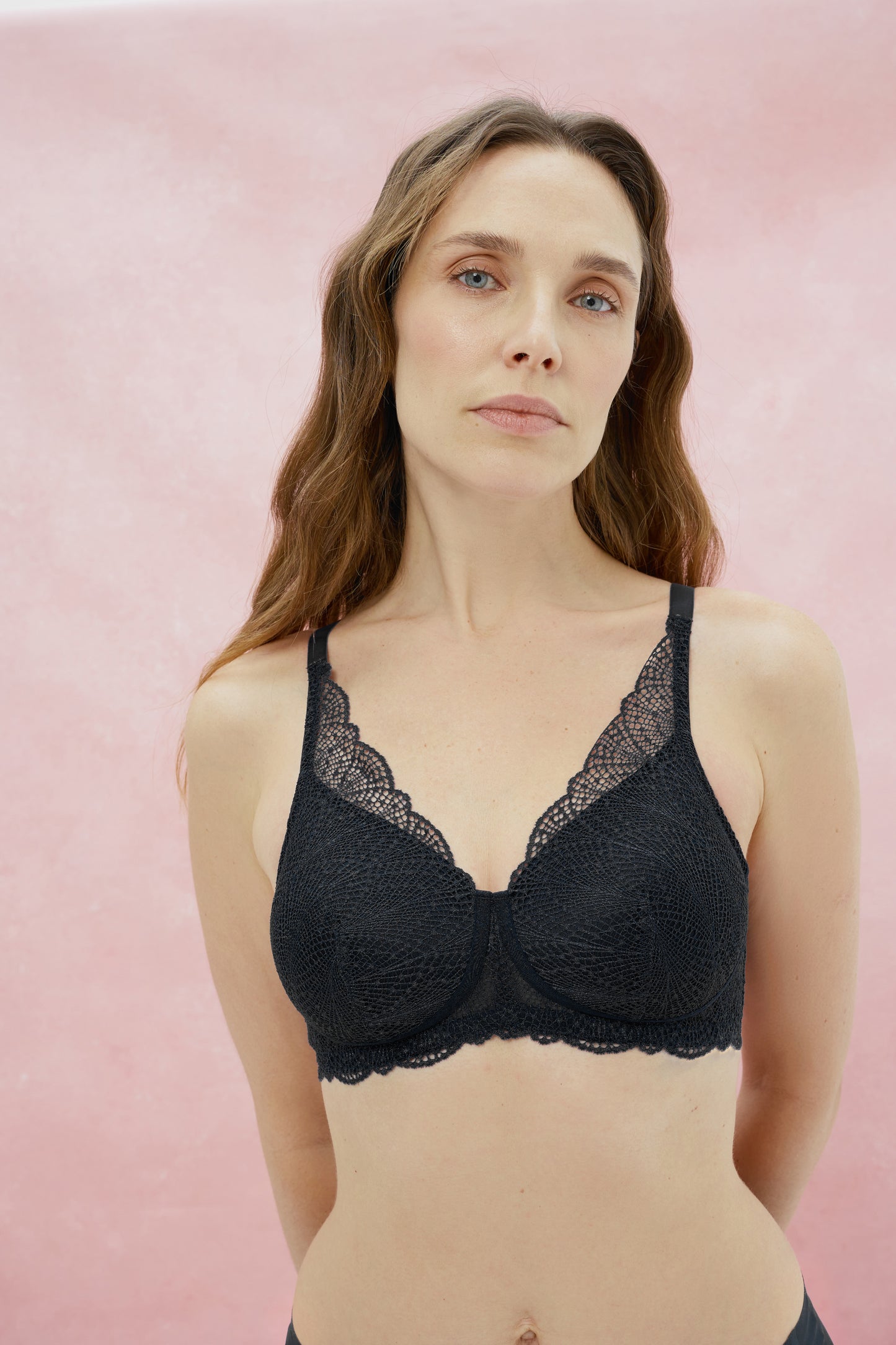 Aura M9121 Adaptive Bra - Black