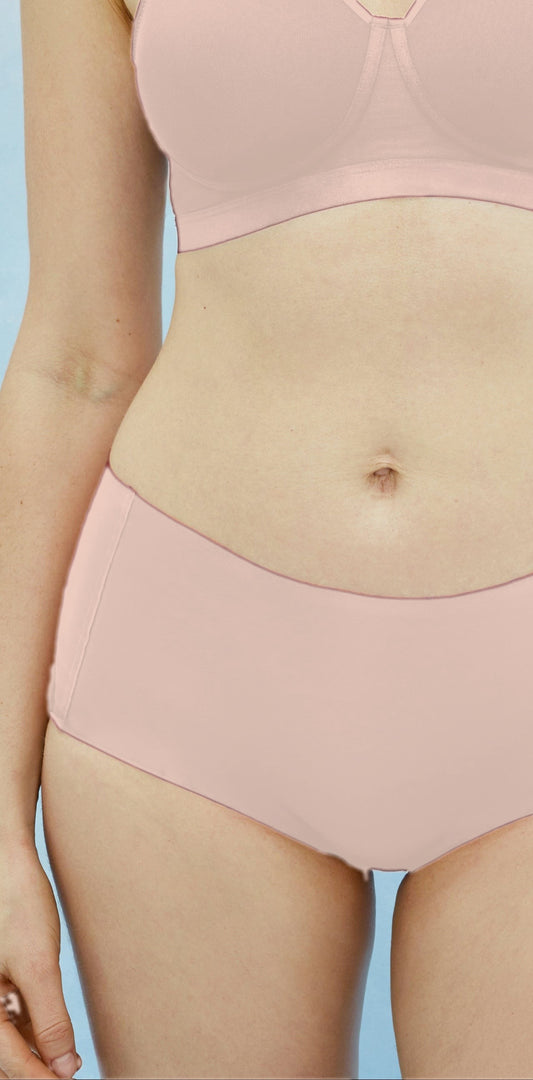 High Waist Seamless M7108 briefs Nude - model front view